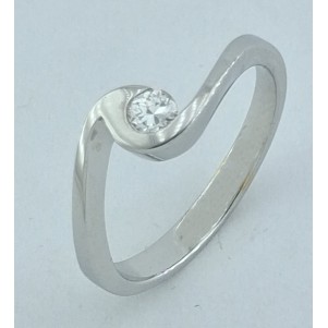 ANILLO COMPROMISO CON DIAMANTES