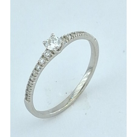 ANILLO COMPROMISO CON DIAMANTES
