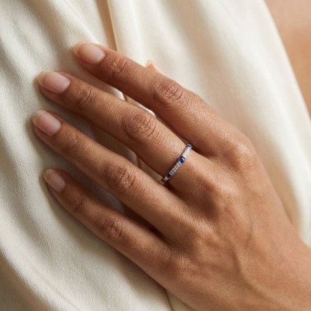 ANILLO COMPROMISO CON DIAMANTES Y ZAFIRO AZUL