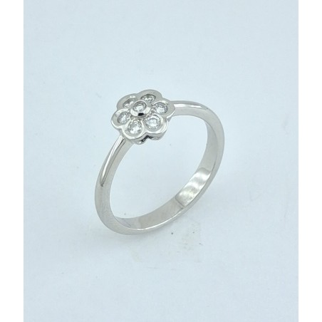 ANILLO COMPROMISO ORO BLANCO ROSETON Y DIAMANTES