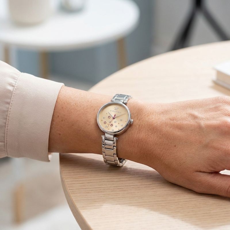 tendencia en relojes minimalistas para mujer
